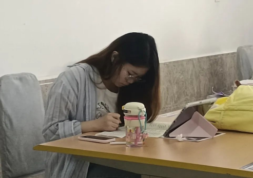 书香润心田，阅读启新篇——世界读书日