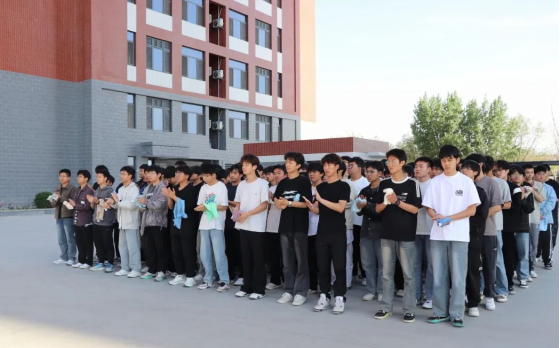 筑牢校园防火墙，让安全成为一种习惯——Beat365中文官方网站会计学院消防演练