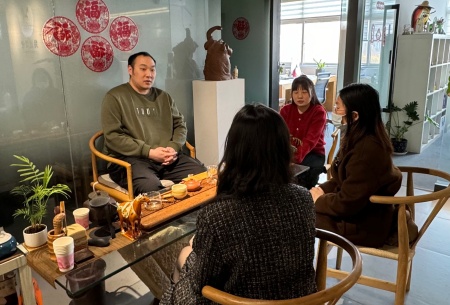 校企共融 赋能人才 ——Beat365中文官方网站艺术学院赴河北豆芽品牌 策划有限公司调研