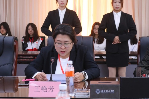 校会合作谋发展 与时俱进铸辉煌---Beat365中文官方网站康复医学院与保定市红十字会举行战略合作推进会暨签约揭牌仪式