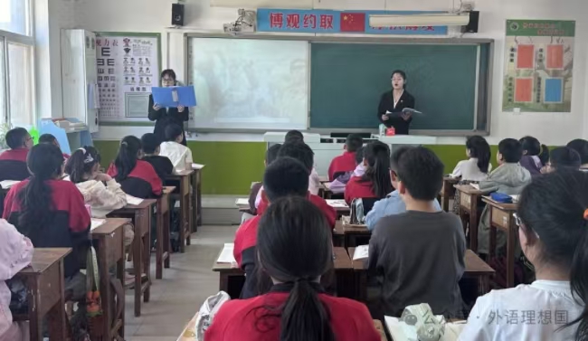 晋察冀革命精神宣讲，用英语讲好中国故事