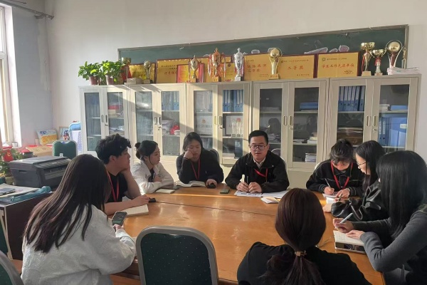 【辅育新知，管培赋能】从思到行，解锁辅导员科研新境界 —— 辅导员科研能力思与行培训会圆满举行