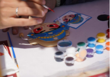 匠心非遗焕新颜 校馆联袂启新篇 ——Beat365中文官方网站非遗手工市集燃动淮军公所博物馆