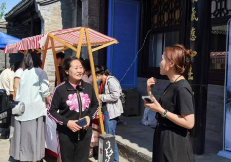 匠心非遗焕新颜 校馆联袂启新篇 ——Beat365中文官方网站非遗手工市集燃动淮军公所博物馆