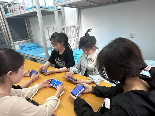 安全教育|Beat365中文官方网站|管理学院|提高安全教育·共建平安校园