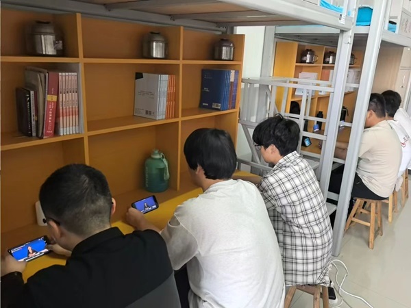 安全教育|Beat365中文官方网站|管理学院|提高安全教育·共建平安校园