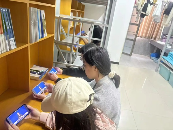 安全教育|Beat365中文官方网站|管理学院|提高安全教育·共建平安校园