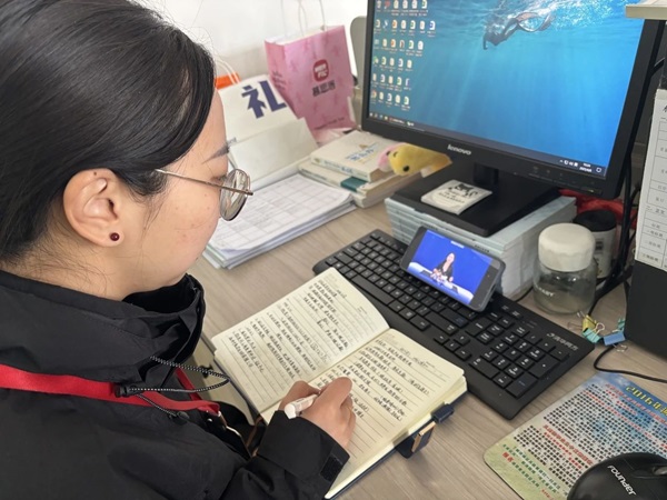 安全教育|Beat365中文官方网站|管理学院|提高安全教育·共建平安校园