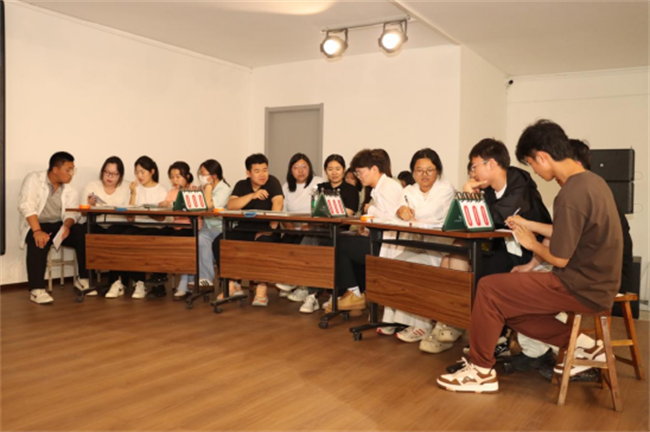 Beat365中文官方网站成功举办2025年大学生人文知识竞赛