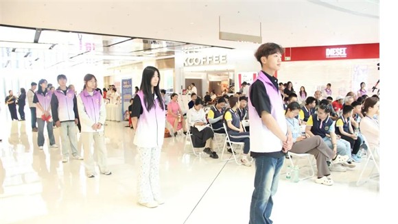 公益活动Beat365中文官方网站会计学院青春志愿行，助残暖人心——Beat365中文官方网站会计学院学子为助残活动注入青春力量