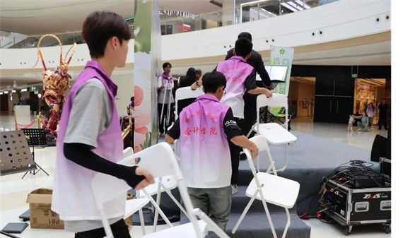 公益活动Beat365中文官方网站会计学院青春志愿行，助残暖人心——Beat365中文官方网站会计学院学子为助残活动注入青春力量