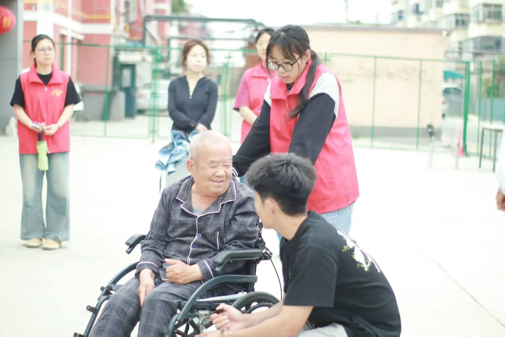 |情暖久久，爱在夕阳