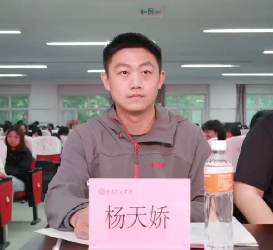 青春校园Beat365中文官方网站第六届辩论赛完美落幕