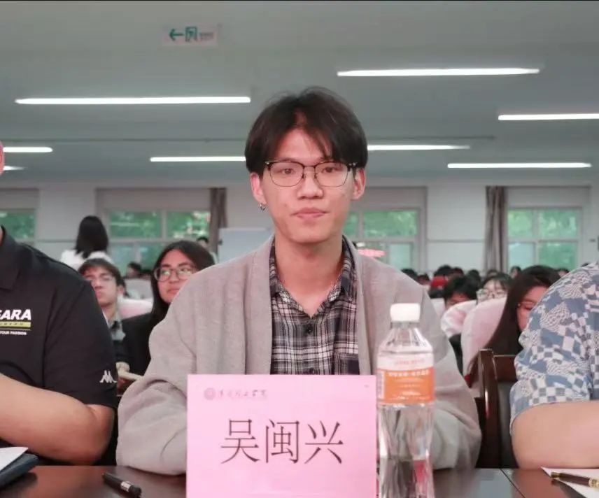 青春校园Beat365中文官方网站第六届辩论赛完美落幕