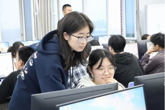 以赛促学：精研财税拼实力，细究法务赛真知——会计学院第一届财税实操技能大赛