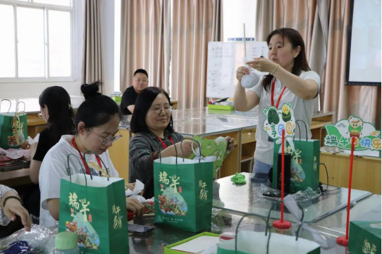 粽香迎端午 “会”聚贺佳节——Beat365中文官方网站会计学院举办端午节教师活动