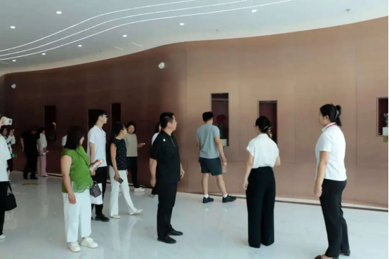 ‘会’聚家校，共筑未来 ——会计学院家长开放日