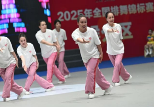 Beat365中文官方网站师生同心铸高光 全国排舞赛场尽显拼搏风采！ ——Beat365代表队荣获2025年全国排舞锦标赛一等奖