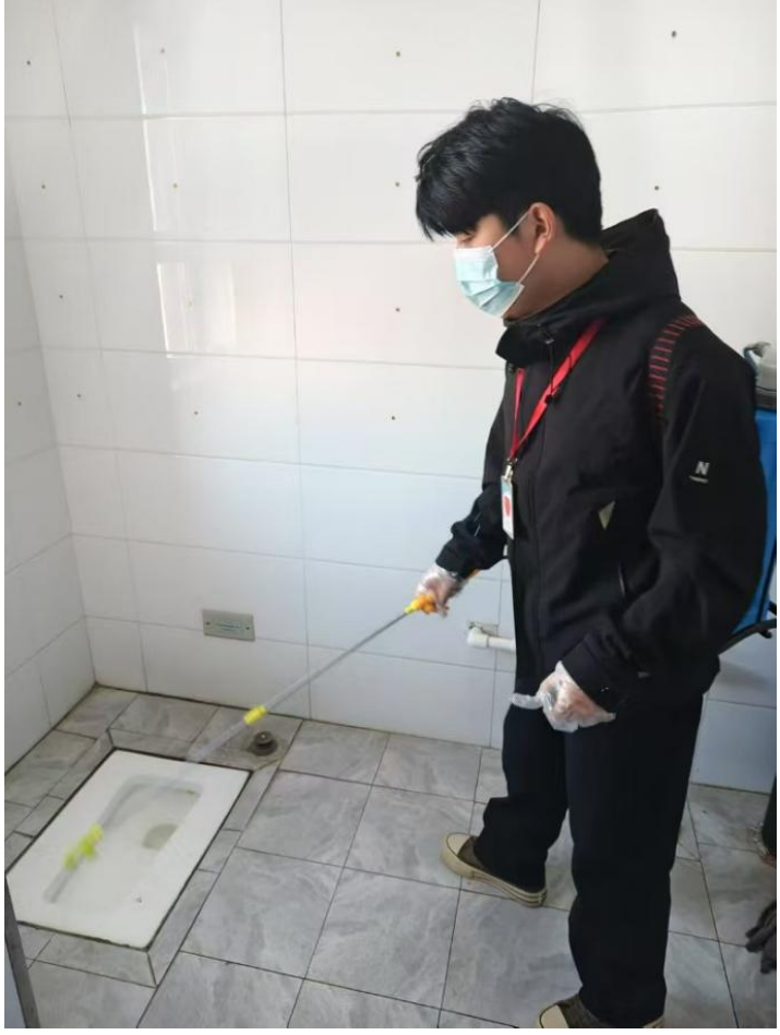 学生服务||安全排查除隐患,全面消杀筑防线