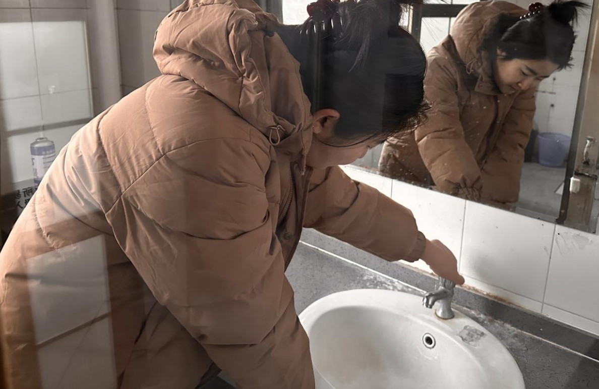 学生服务||安全排查除隐患,全面消杀筑防线