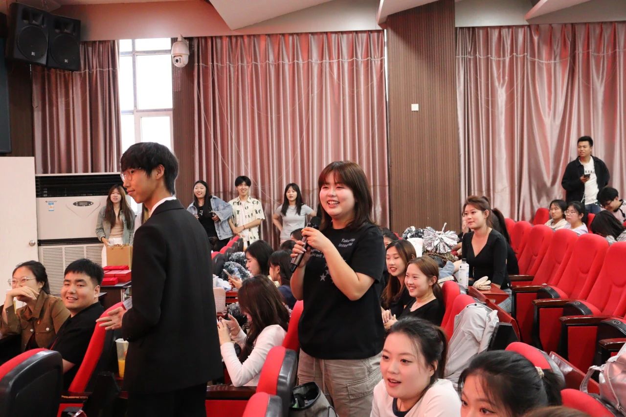 Beat365中文官方网站||教育学院||“花始盛开，舞育跃迁”第二届啦啦操大赛决赛圆满结束！