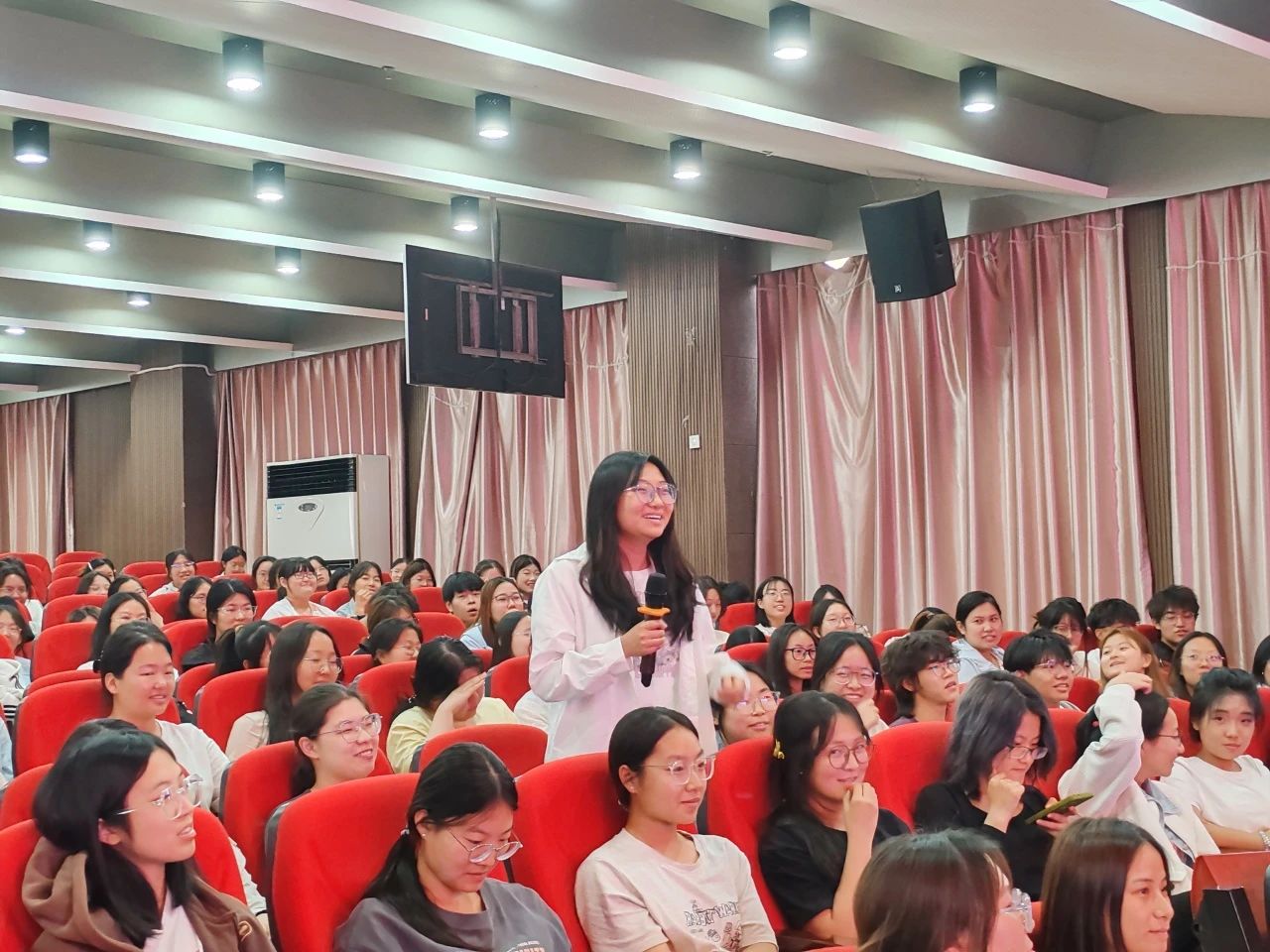 Beat365中文官方网站||教育学院||“花始盛开，舞育跃迁”第二届啦啦操大赛决赛圆满结束！