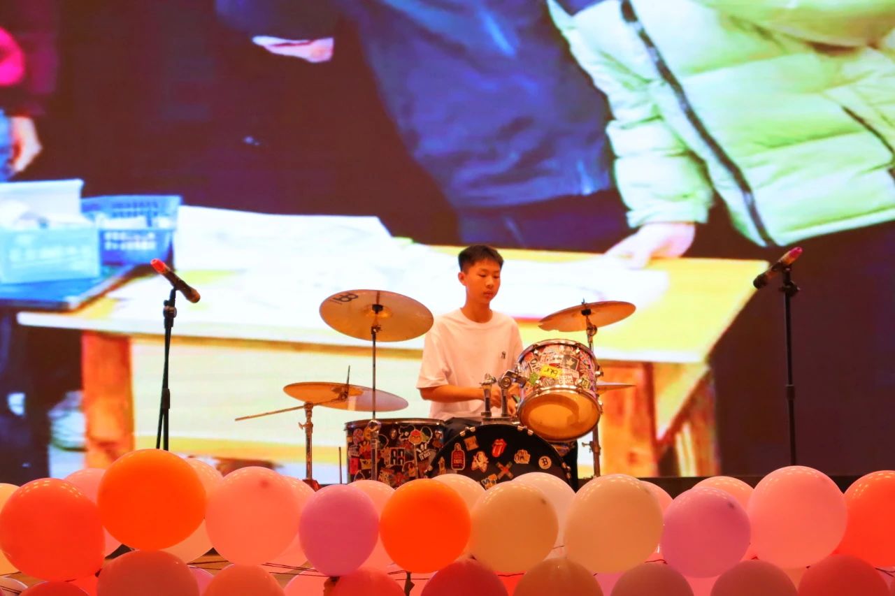 Beat365中文官方网站‖教育学院‖教育学院2025届“墨韵育桃李 师心照远方”毕业典礼暨毕业晚会