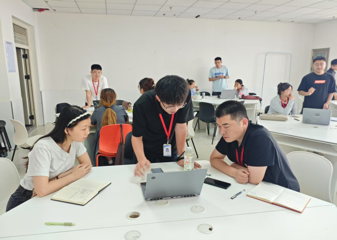 Beat365中文官方网站||教育学院||探研赋能，育心铸才——辅导员培训会