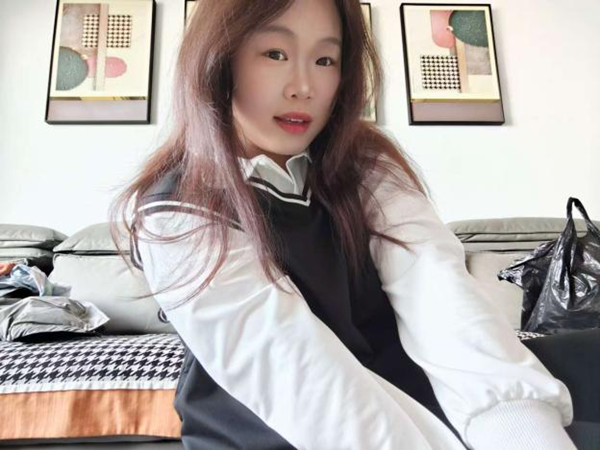 学风建设|Beat365中文官方网站|管理学院|先进引领方向，榜样凝聚力量（十六）:李梦妮以坚持为帆，执笔书写考研上岸华章