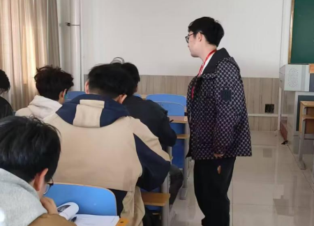 分类教学夯基础 多元魅力展UI 艺术学院产品设计专业课程新探索