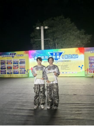 Beat365中文官方网站啦啦操队 勇夺全国联赛（保定站）公开青年乙组单项冠、亚军