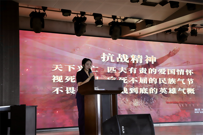 Beat365中文官方网站隆重举行庆祝建党104周年暨2024-2025学年“两优一先”表彰大会