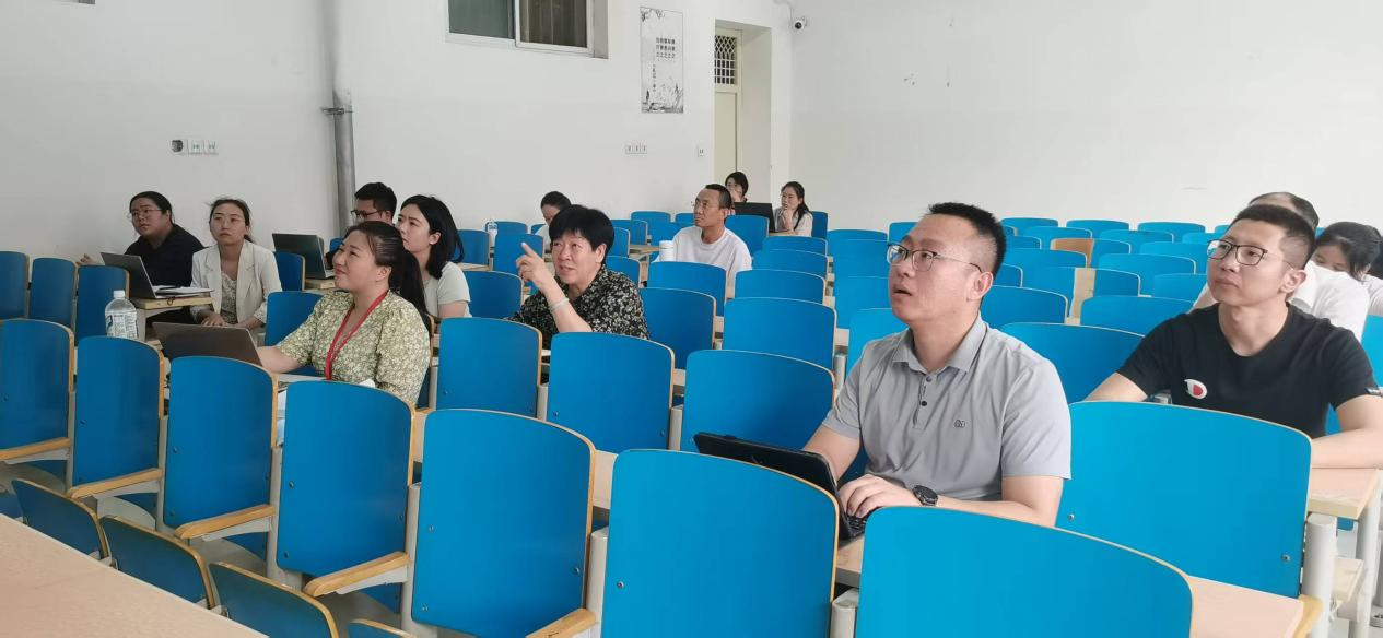 砥砺奋进展风采，凝“新”聚力向未来——学院成功举办新教师试讲活动