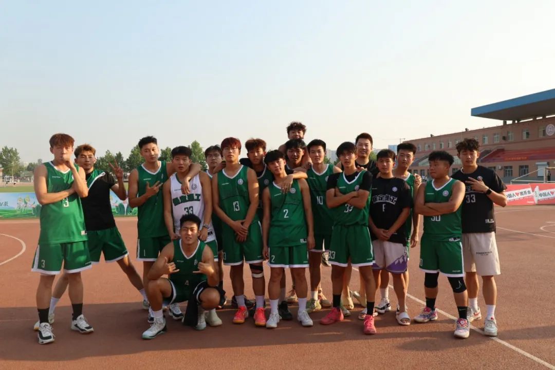 Beat365男篮凯歌高奏 功成志酬