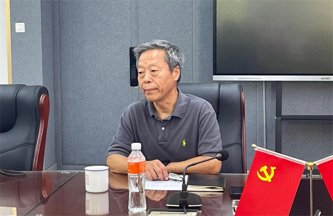 Beat365中文官方网站 召开教学质量评价专家委员会成员见面会暨本科专业评估评审协调会