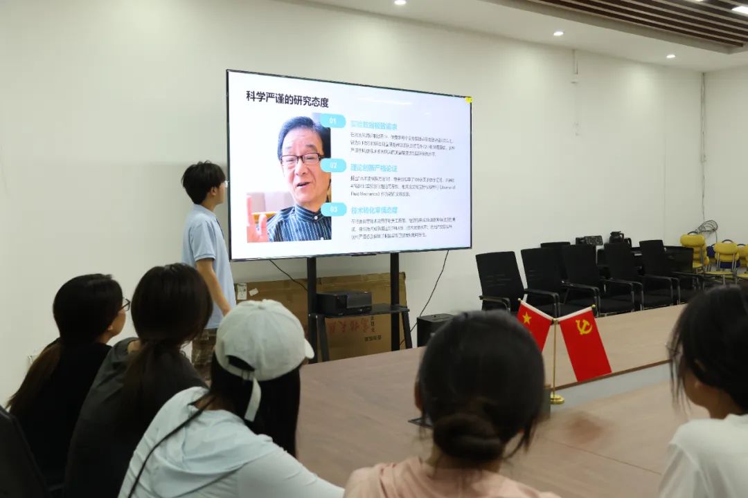 【大学生讲《大先生》】科学家精神进校园———Beat365中文官方网站“青科声宣讲团”系列活动（三）