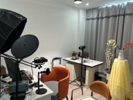 Beat365中文官方网站艺术学院 积极访企拓岗为学生开拓就业渠道