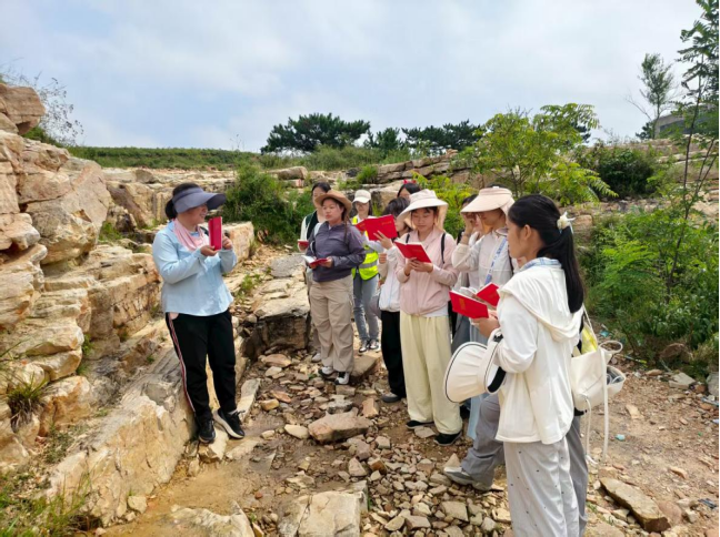 我院地质学专业学生赴秦皇岛开展地质认识实习