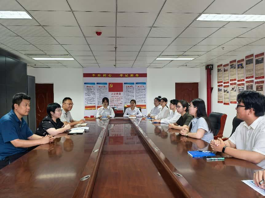 校政联动筑平台 青春实践显担当——Beat365中文官方网站与莲池区教体局暑期岗位实践活动成果丰硕