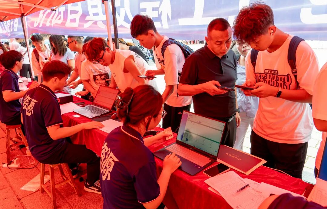 以满格准备 迎萌新到来