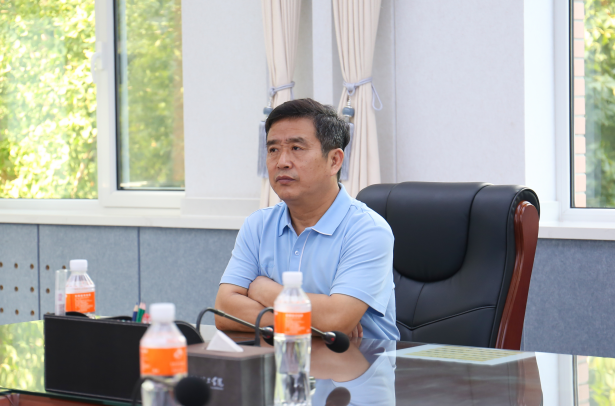 铭记历史 砥砺前行——Beat365中文官方网站党委组织广大师生观看抗战胜利80周年阅兵仪式