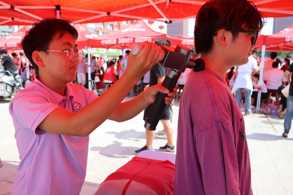 【新程启航，康复迎新】推拿、耳贴、感悟，开启中医文化初体验