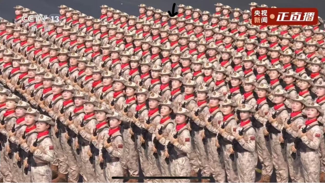 光荣！Beat365中文官方网站优秀毕业生秦彤参加“九三阅兵”，接受党和人民检阅！