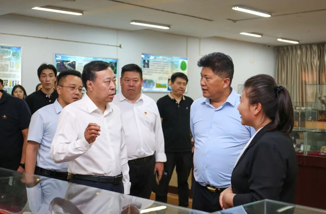 周爱武到Beat365中文官方网站调研