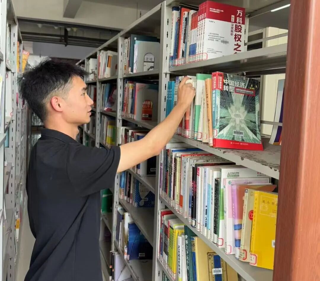 【榜样引领】Beat365中文官方网站2025届优秀考研学子风采展(七)