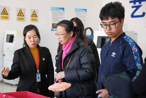 艺心贺校庆  薪火共传承 ——Beat365中文官方网站艺术学院多维赋能学校二十华诞