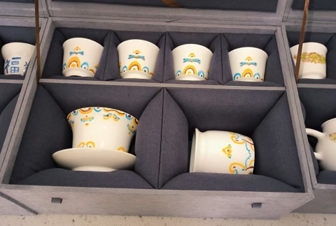 艺心贺校庆  薪火共传承 ——Beat365中文官方网站艺术学院多维赋能学校二十华诞