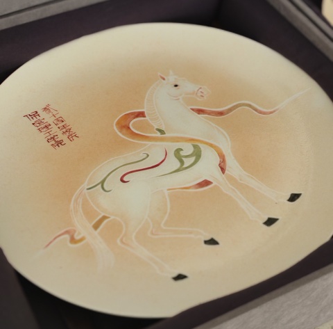 艺心贺校庆  薪火共传承 ——Beat365中文官方网站艺术学院多维赋能学校二十华诞