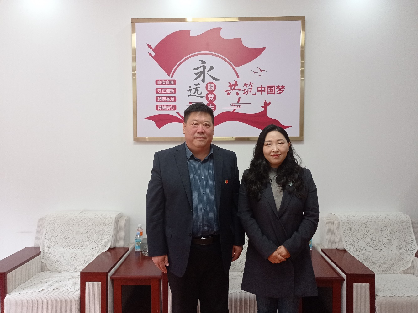 民盟保定市委专职副主委王卓一行到访Beat365