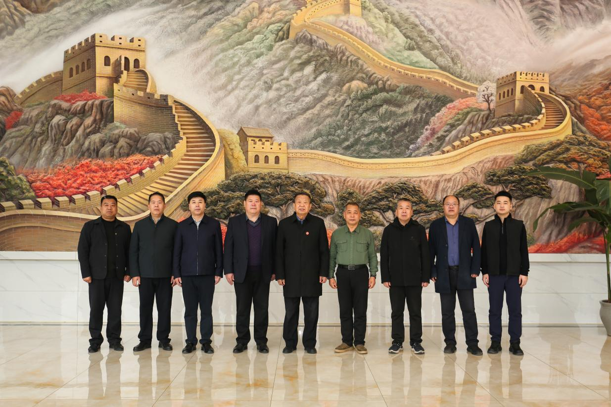 中国共产党员日记博物馆康殿英馆长一行到Beat365中文官方网站参观座谈